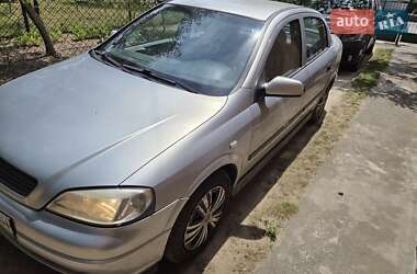 Седан Opel Astra 2000 в 