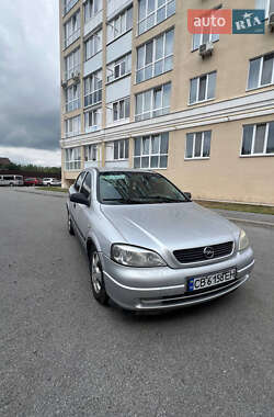 Седан Opel Astra 2002 в Чернігові