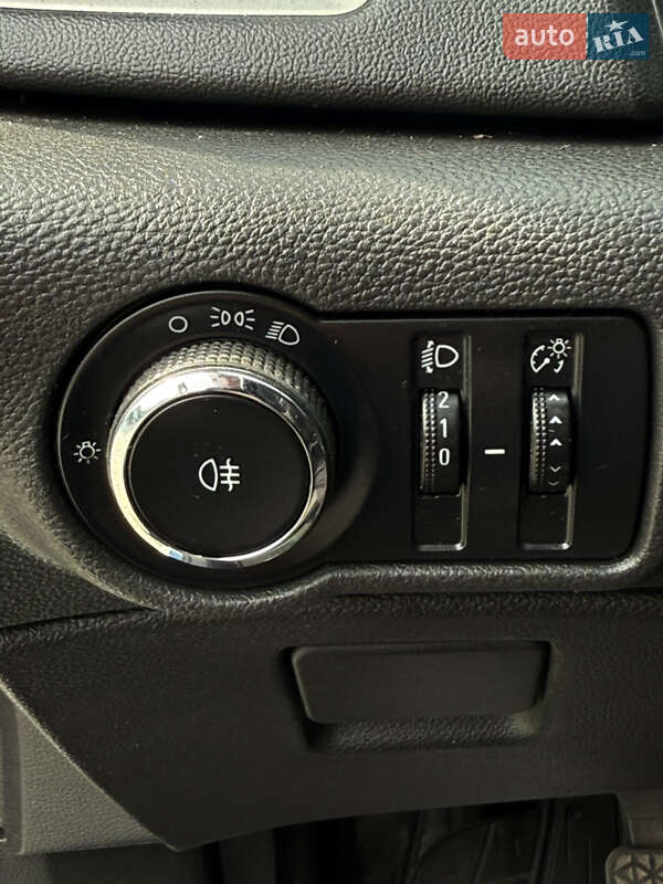 Хетчбек Opel Astra 2013 в Луцьку