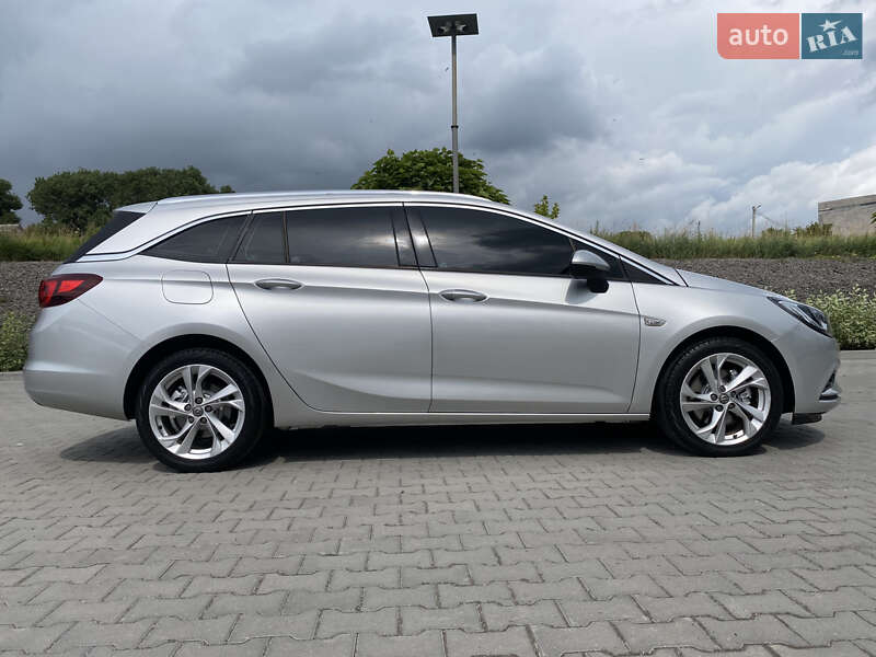 Универсал Opel Astra 2016 в Хмельницком