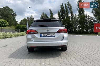 Универсал Opel Astra 2016 в 