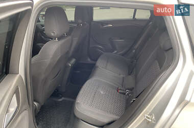 Универсал Opel Astra 2016 в 