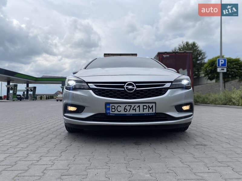 Универсал Opel Astra 2016 в Хмельницком
