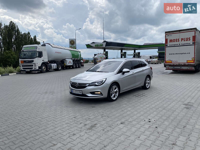 Универсал Opel Astra 2016 в Хмельницком