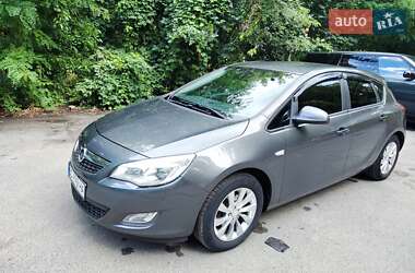 Хетчбек Opel Astra 2010 в Києві