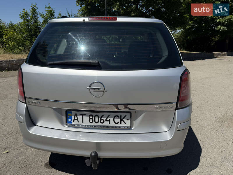 Универсал Opel Astra 2007 в Ивано-Франковске