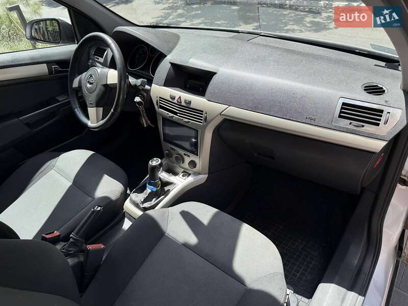 Универсал Opel Astra 2007 в Одессе