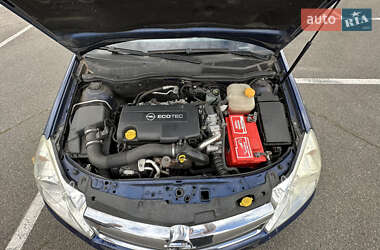 Универсал Opel Astra 2008 в 