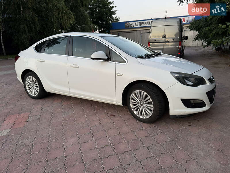Opel Astra 2015