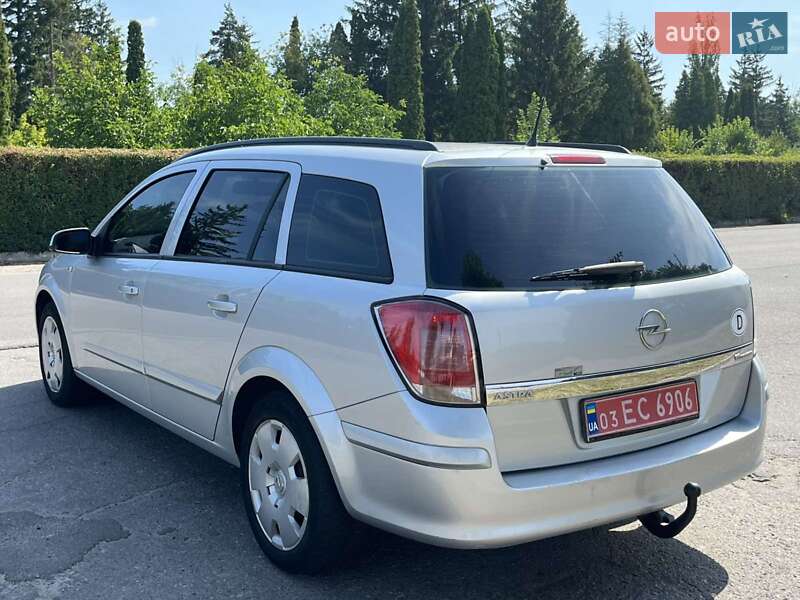 Універсал Opel Astra 2005 в Білій Церкві
