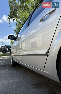 Универсал Opel Astra 2008 в 