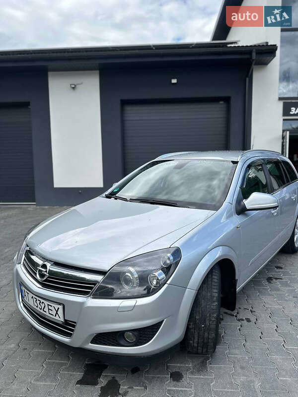 Opel Astra 2009