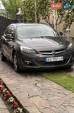 Хетчбек Opel Astra 2014 в Мукачевому