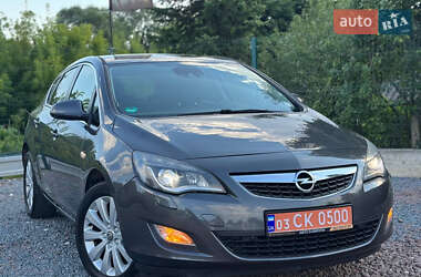Хетчбек Opel Astra 2012 в Дрогобичі