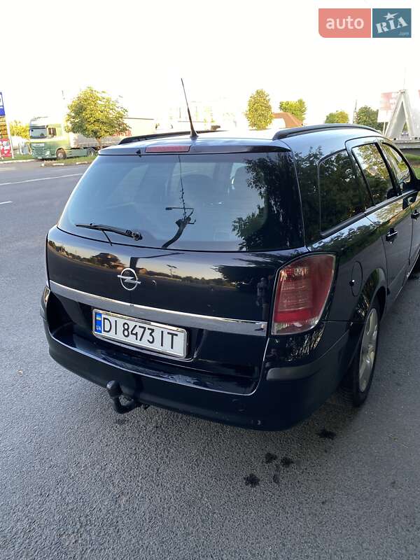 Универсал Opel Astra 2004 в Луцке