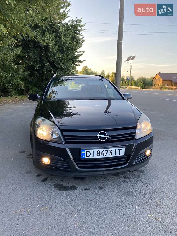 Универсал Opel Astra 2004 в Луцке