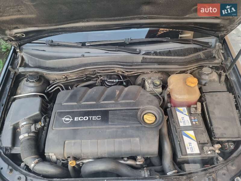 Универсал Opel Astra 2004 в Луцке