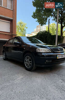 Седан Opel Astra 2008 в Тернополе