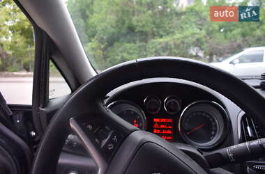 Универсал Opel Astra 2013 в 