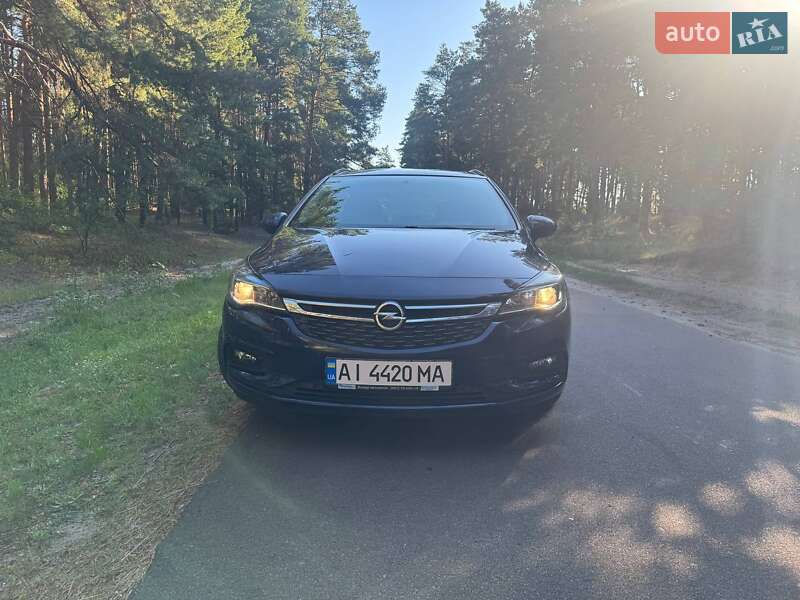 Универсал Opel Astra 2016 в Борисполе