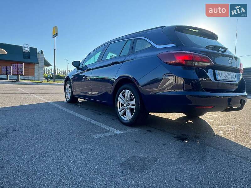 Универсал Opel Astra 2016 в Борисполе