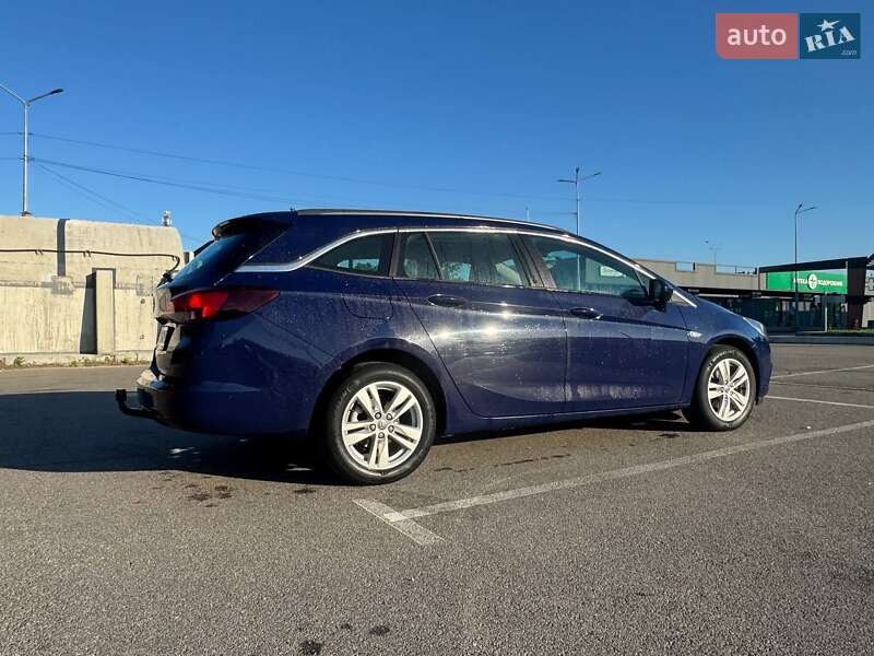 Универсал Opel Astra 2016 в Борисполе
