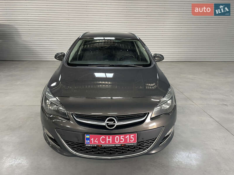 Універсал Opel Astra 2015 в Стрию