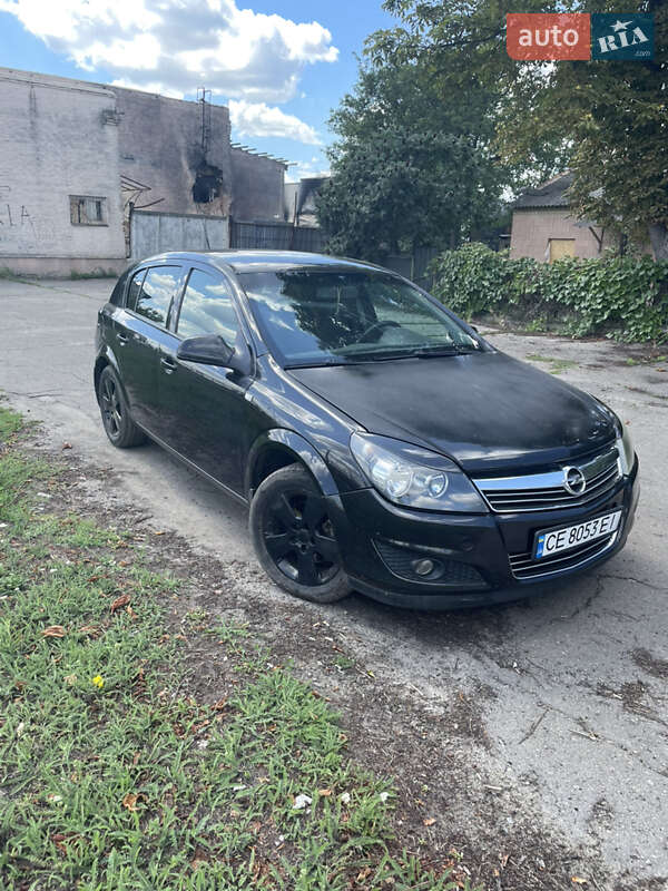 Хэтчбек Opel Astra 2012 в Полтаве