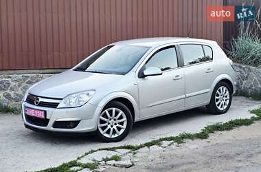 Хэтчбек Opel Astra 2004 в Полтаве