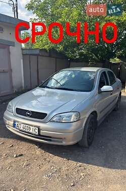 Седан Opel Astra 2008 в Ивано-Франковске