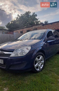 Универсал Opel Astra 2007 в Самборе