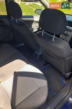 Універсал Opel Astra 2007 в 