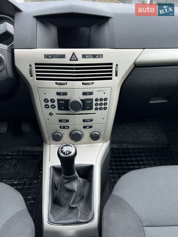 Універсал Opel Astra 2007 в Старокостянтинові