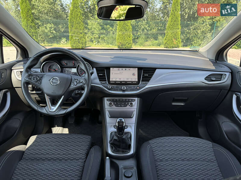 Универсал Opel Astra 2016 в Хмельницком