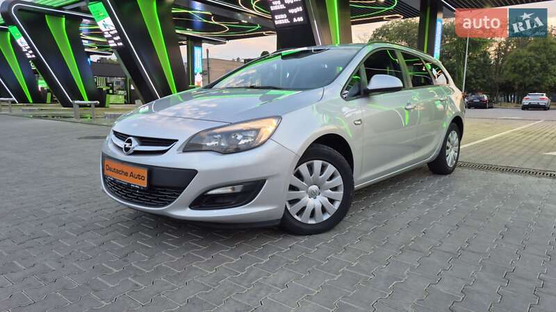 Універсал Opel Astra 2015 в Одесі