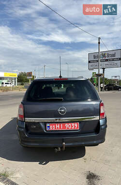 Универсал Opel Astra 2009 в 