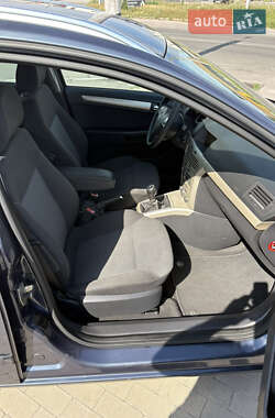 Универсал Opel Astra 2009 в 