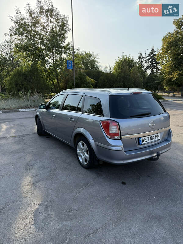 Універсал Opel Astra 2010 в Нікополі фото 5 Універсал Opel Astra 2010 в Нікополі