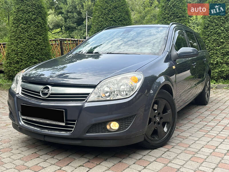 Универсал Opel Astra 2008 в Трускавце