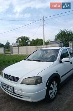 Седан Opel Astra 2000 в 