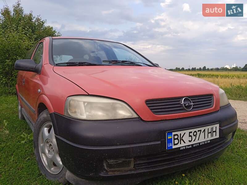Універсал Opel Astra 2006 в Почаєві