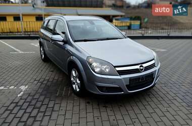 Универсал Opel Astra 2004 в 
