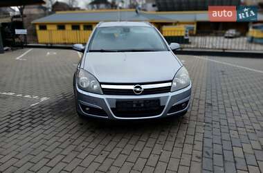 Универсал Opel Astra 2004 в 
