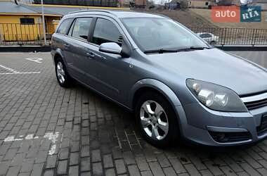 Универсал Opel Astra 2004 в 