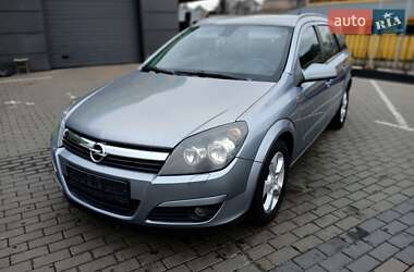 Универсал Opel Astra 2004 в 