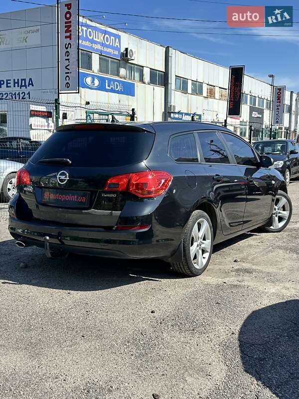 Универсал Opel Astra 2012 в Сумах