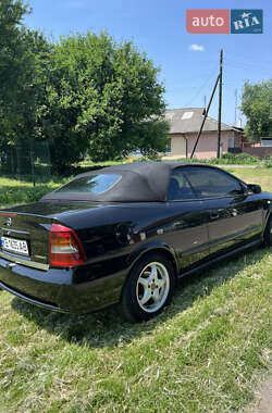 Кабриолет Opel Astra 2003 в 