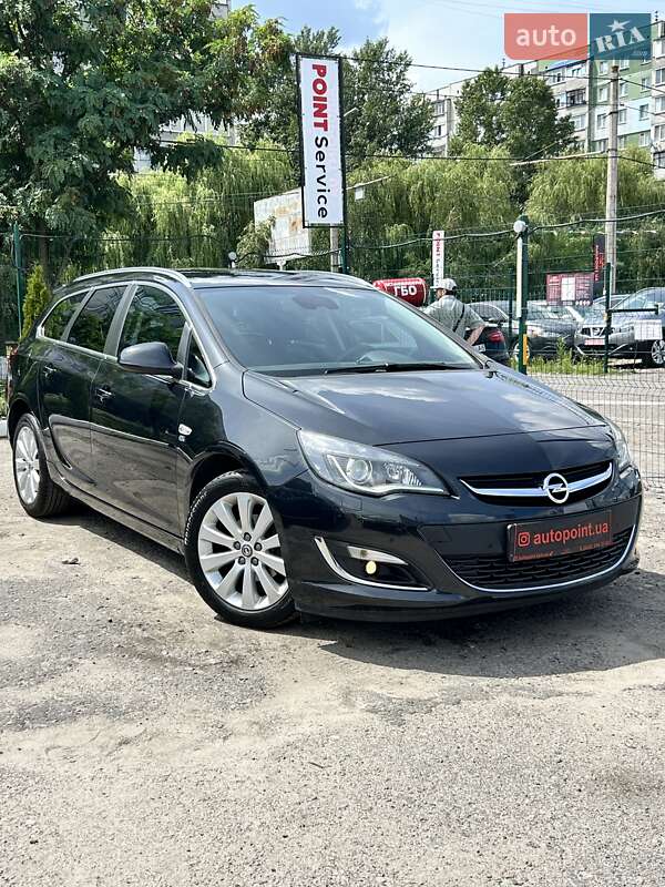 Універсал Opel Astra 2014 в Сумах