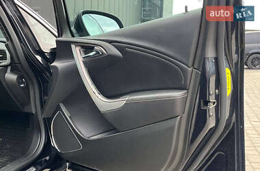 Універсал Opel Astra 2011 в 