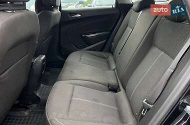 Універсал Opel Astra 2011 в 